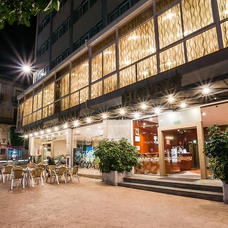 Hotel Gaudi Reus Ngoại thất bức ảnh